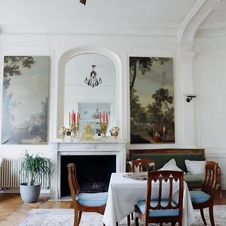 La By Michel Gonet 4*