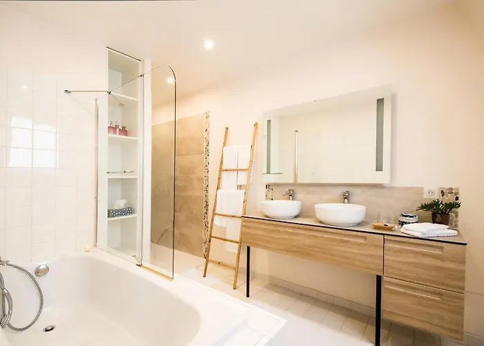 La By Michel Gonet Bed & Breakfast 4*